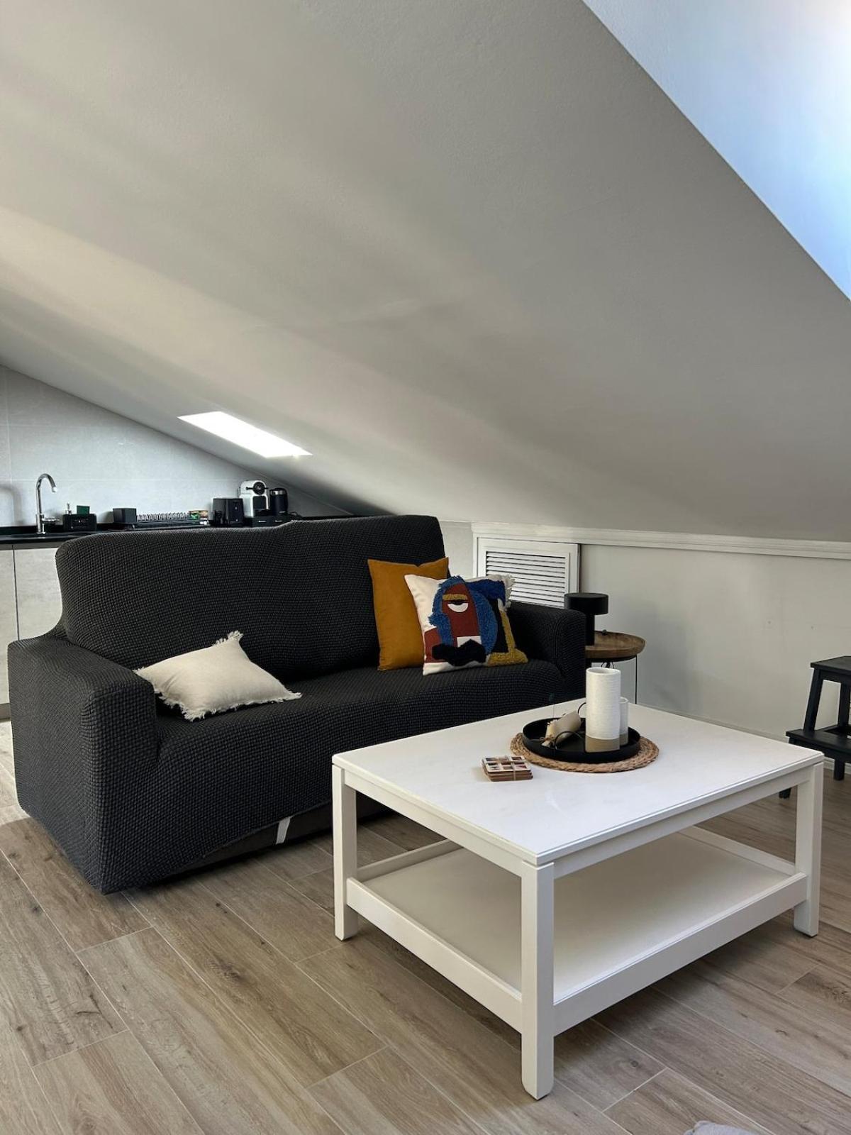 Apartamento Atico En La Plaza Mayor De *